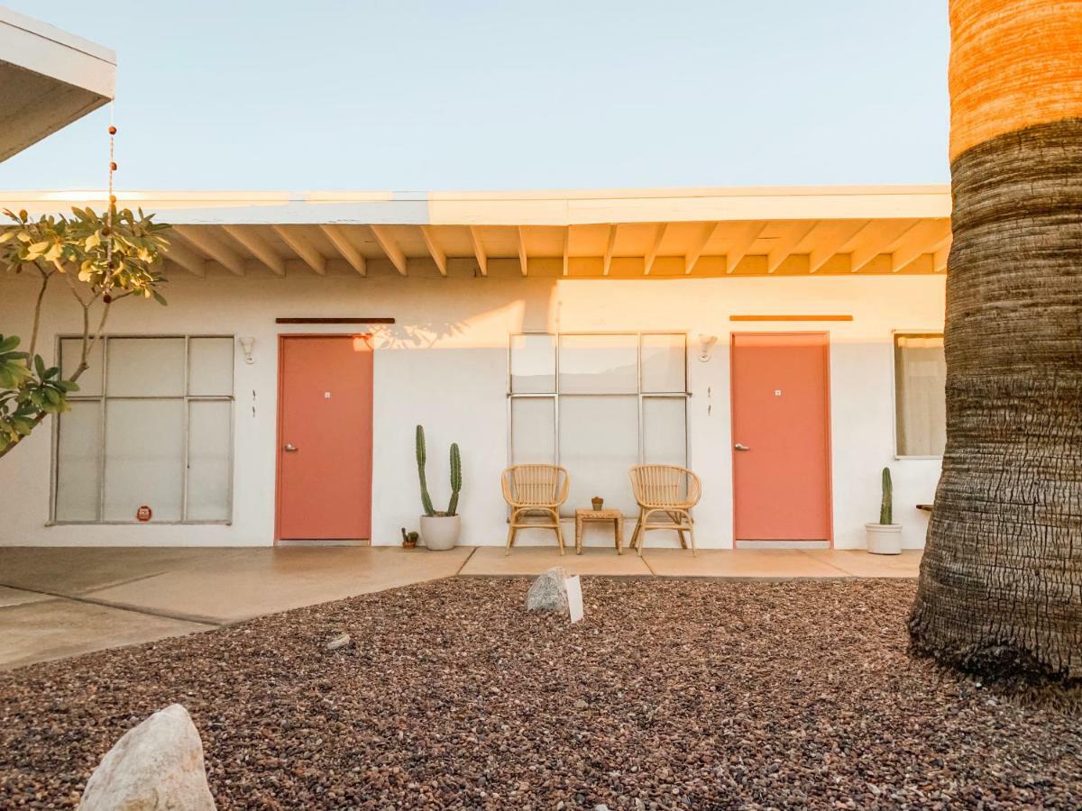Miracle Manor Boutique Hotel&Spa Desert Hot Springs Extérieur photo